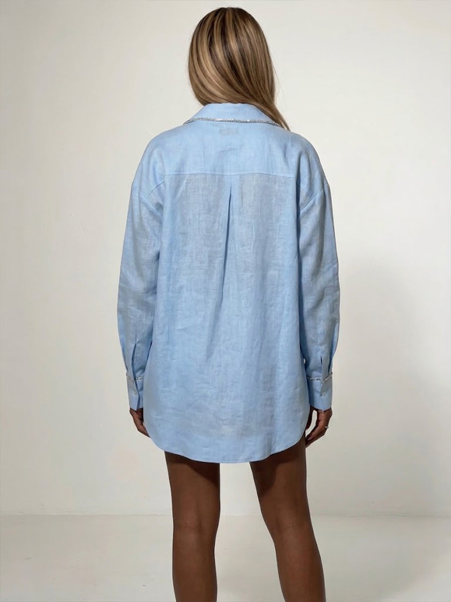Three-piece Set Featuring A Long-sleeved Linen-cotton Shirt With Stylish Trim, A Camisole, And Shorts.