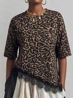 Retro Leopard-print Loose T-shirt With A Round Neck, Short Sleeves, And An Asymmetrical Lace Hem.